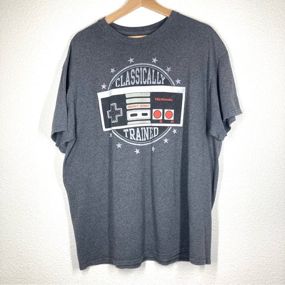 Nintendo Classically Trained XL Charcoal Gray T Shirt 50/50 Graphic Gamer Tee - Picture 2 of 11